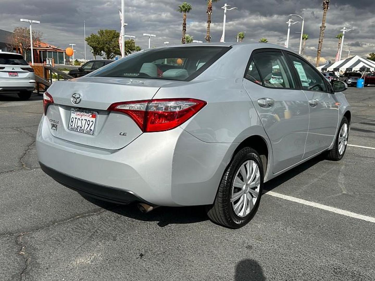 2016 SILVER Toyota Corolla (2T1BURHE4GC) with an 4-Cyl 1.8 Liter engine, Automatic CVTi-S transmission, located at 412 Auto Vista Drive, Palmdale, CA, 93551, (661) 945-0620, 34.592636, -118.136681 - Photo#19