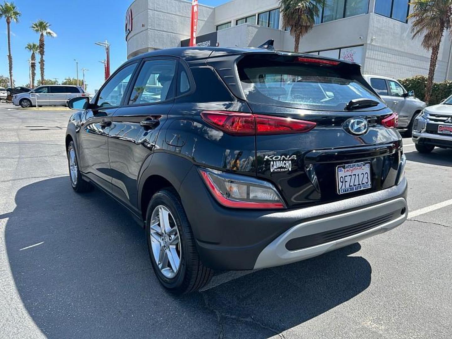 2023 BLACK Hyundai Kona (KM8K2CAB3PU) with an 4-Cyl 2.0 Liter engine, Automatic CVT transmission, located at 412 Auto Vista Drive, Palmdale, CA, 93551, (661) 945-0620, 34.592636, -118.136681 - Photo#6