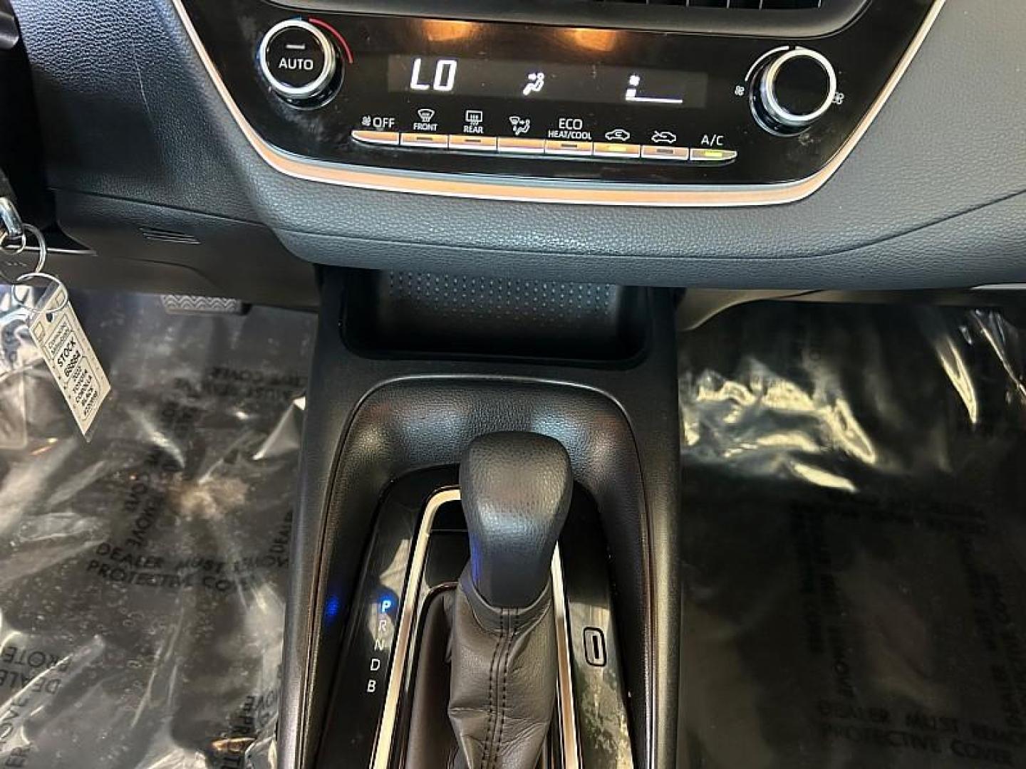 2022 BLACK Toyota Corolla (JTDEPMAE9NJ) with an 4-Cyl 1.8 Liter engine, Automatic CVTi-S transmission, located at 412 Auto Vista Drive, Palmdale, CA, 93551, (661) 945-0620, 34.592636, -118.136681 - Photo#18
