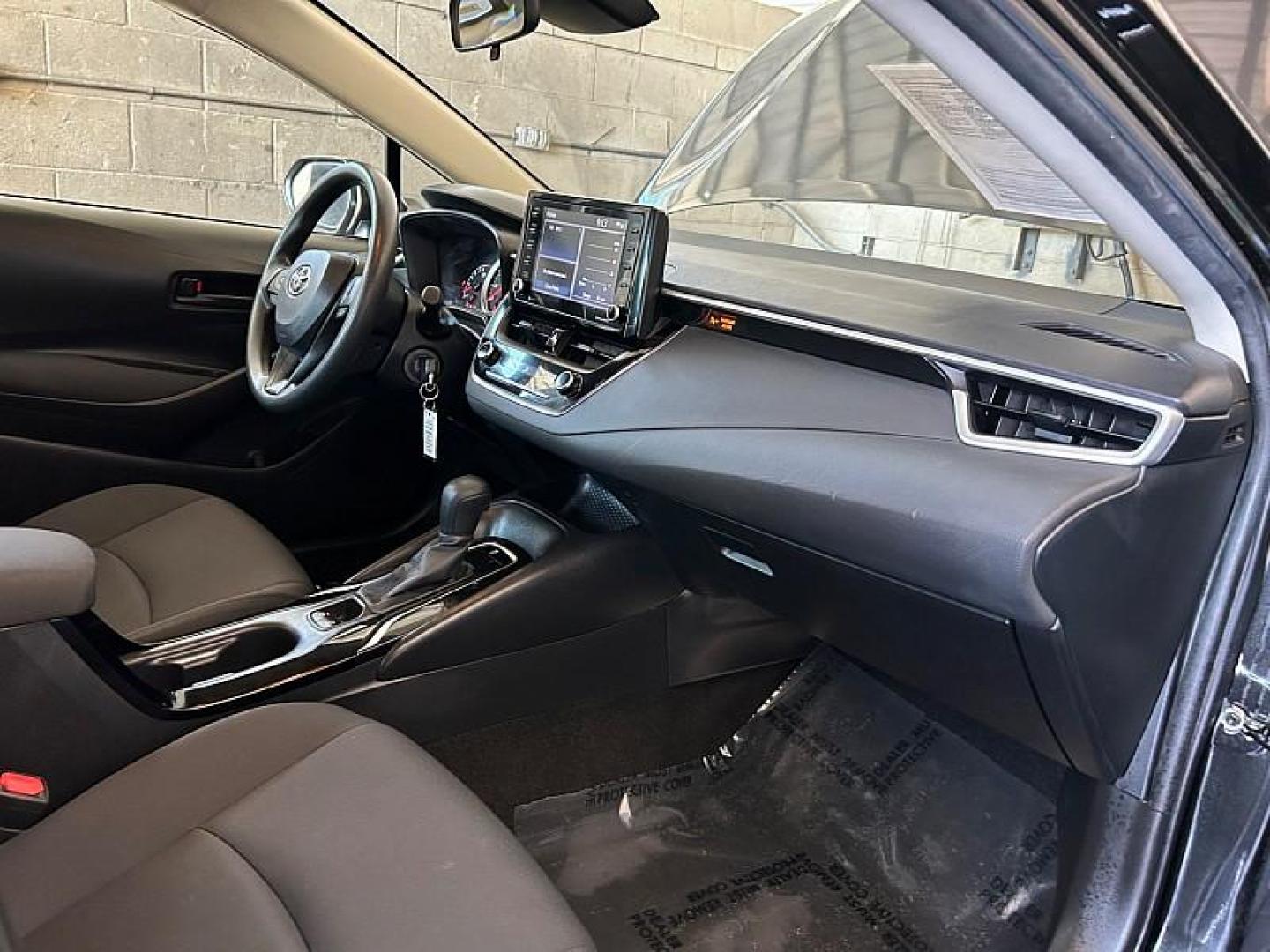 2022 BLACK Toyota Corolla (JTDEPMAE9NJ) with an 4-Cyl 1.8 Liter engine, Automatic CVTi-S transmission, located at 412 Auto Vista Drive, Palmdale, CA, 93551, (661) 945-0620, 34.592636, -118.136681 - Photo#22