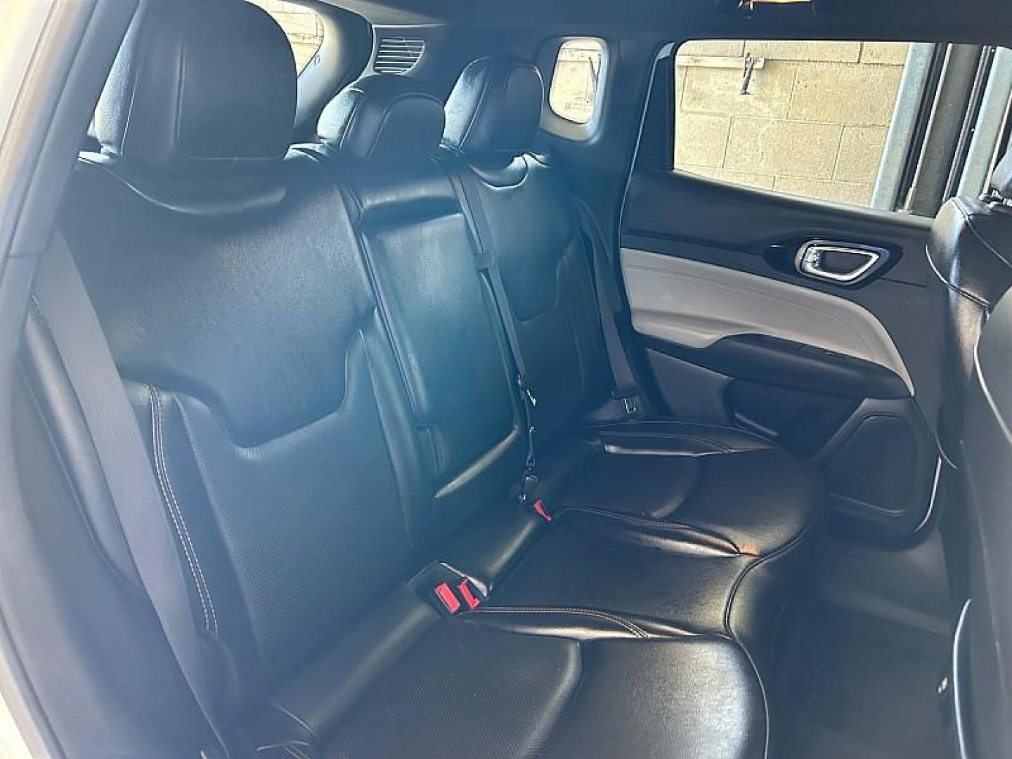 2023 WHITE Jeep Compass (3C4NJDCN1PT) with an 4-Cyl Turbo 2.0 Liter engine, Automatic 8-Spd transmission, located at 412 Auto Vista Drive, Palmdale, CA, 93551, (661) 945-0620, 34.592636, -118.136681 - Photo#19