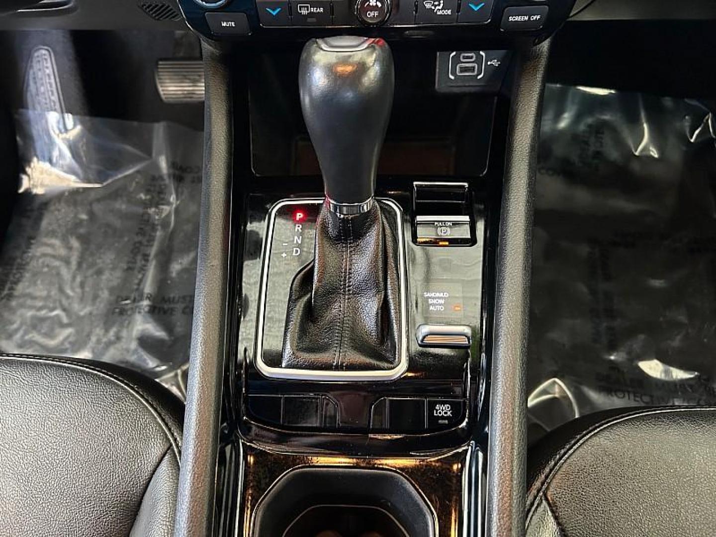 2023 WHITE Jeep Compass (3C4NJDCN1PT) with an 4-Cyl Turbo 2.0 Liter engine, Automatic 8-Spd transmission, located at 412 Auto Vista Drive, Palmdale, CA, 93551, (661) 945-0620, 34.592636, -118.136681 - Photo#24