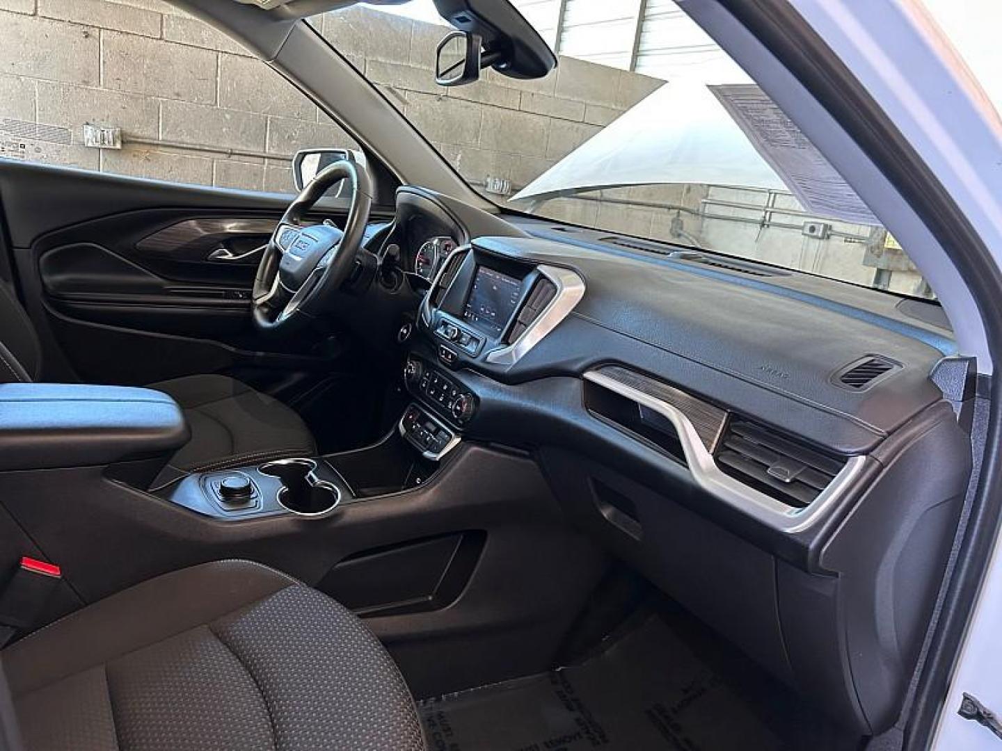 2024 WHITE GMC Terrain (3GKALMEG7RL) with an 4-Cyl Turbo 1.5 Liter engine, Automatic 9-Spd transmission, located at 412 Auto Vista Drive, Palmdale, CA, 93551, (661) 945-0620, 34.592636, -118.136681 - Photo#23