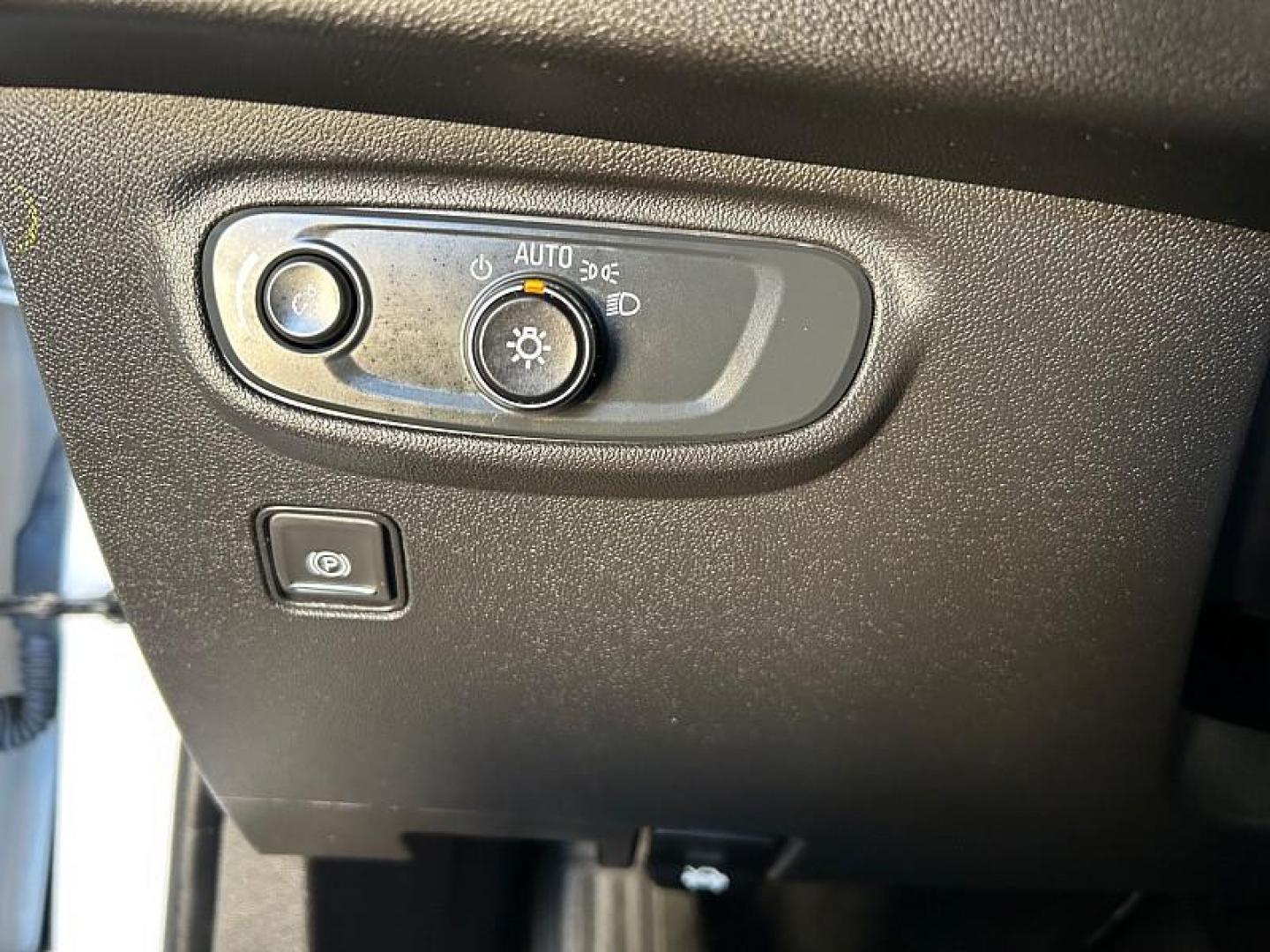 2024 WHITE GMC Terrain (3GKALMEG7RL) with an 4-Cyl Turbo 1.5 Liter engine, Automatic 9-Spd transmission, located at 412 Auto Vista Drive, Palmdale, CA, 93551, (661) 945-0620, 34.592636, -118.136681 - Photo#24