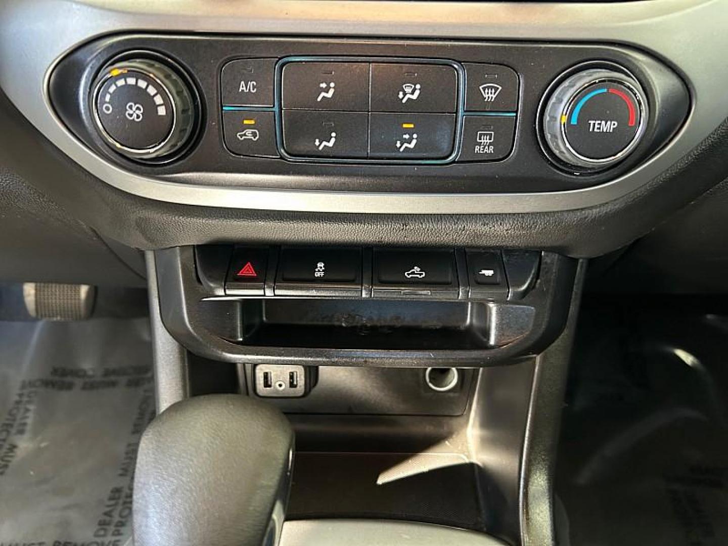 2022 WHITE CHEVROLET COLORADO (1GCGSCEN8N1) , located at 412 Auto Vista Drive, Palmdale, CA, 93551, (661) 945-0620, 34.592636, -118.136681 - Photo#22