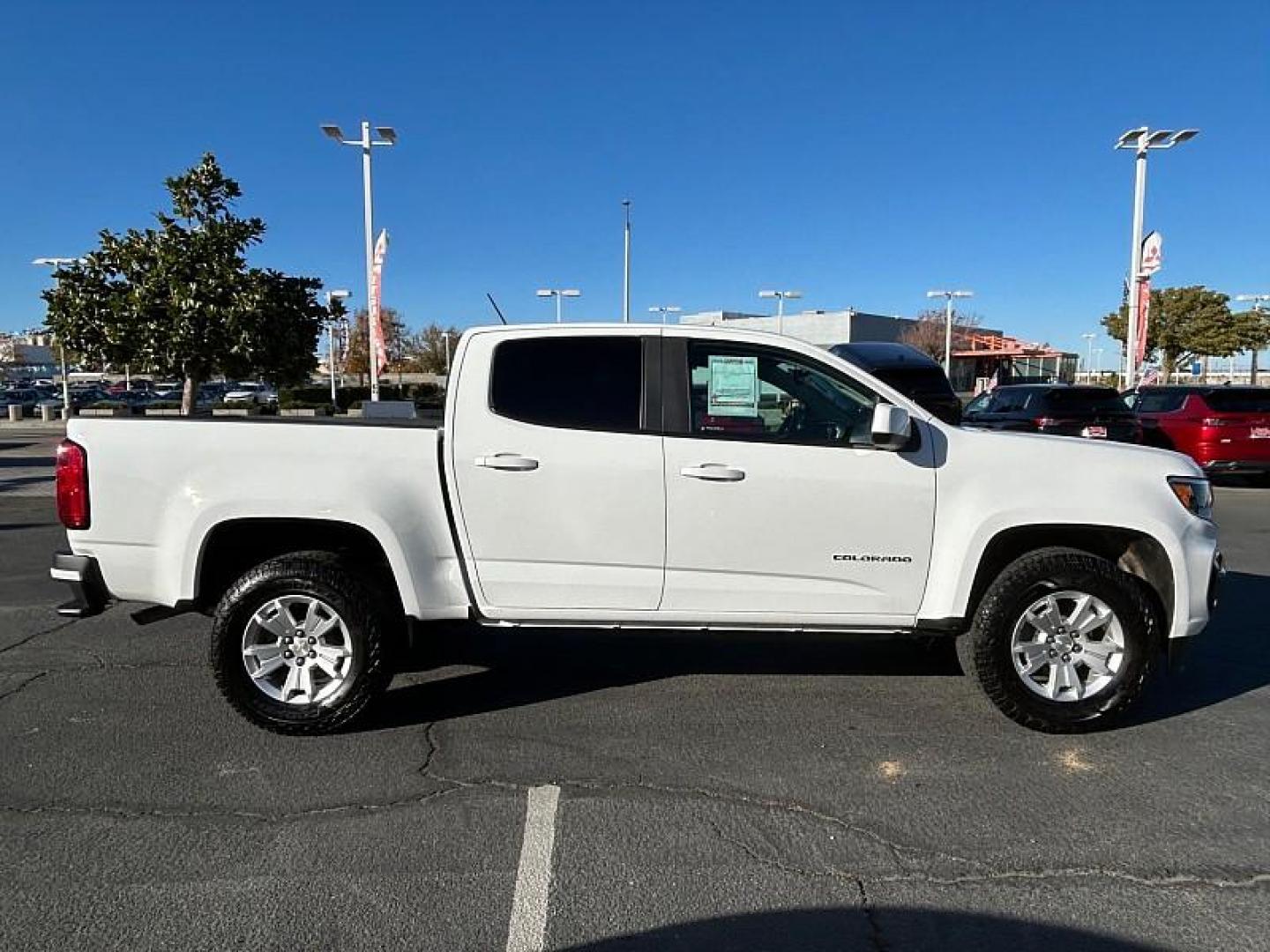 2022 WHITE CHEVROLET COLORADO (1GCGSCEN8N1) , located at 412 Auto Vista Drive, Palmdale, CA, 93551, (661) 945-0620, 34.592636, -118.136681 - Photo#7