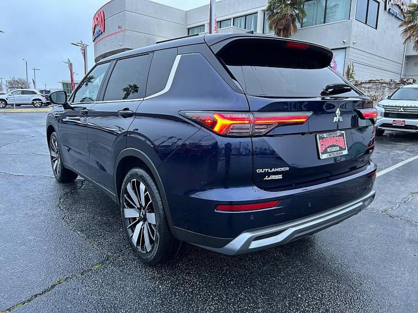 2023 BLUE Mitsubishi Outlander Sport (JA4ARUAU3PU) with an 4-Cyl 2.0 Liter engine, Automatic CVT transmission, located at 412 Auto Vista Drive, Palmdale, CA, 93551, (661) 945-0620, 34.592636, -118.136681 - Photo#6