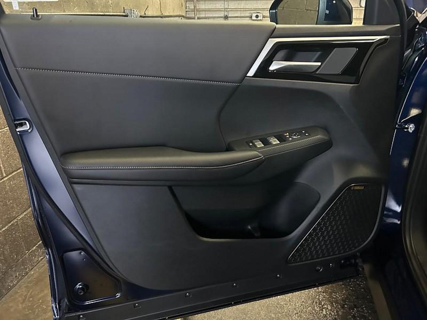 2023 BLUE Mitsubishi Outlander Sport (JA4ARUAU3PU) with an 4-Cyl 2.0 Liter engine, Automatic CVT transmission, located at 412 Auto Vista Drive, Palmdale, CA, 93551, (661) 945-0620, 34.592636, -118.136681 - Photo#16