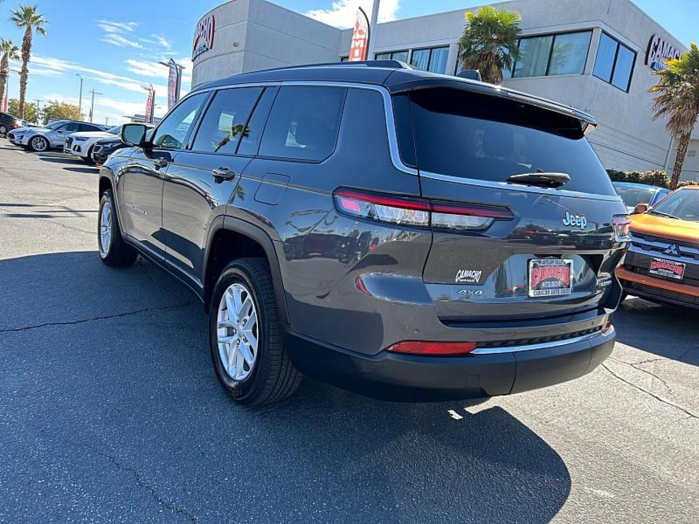 2023 GRAY Jeep Grand Cherokee L (1C4RJKAG2P8) with an V6 VVT 3.6 Liter engine, Automatic 8-Spd transmission, located at 412 Auto Vista Drive, Palmdale, CA, 93551, (661) 945-0620, 34.592636, -118.136681 - Photo#4