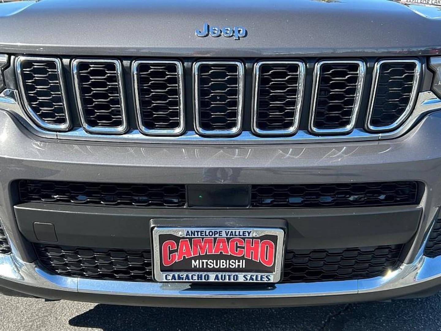 2023 GRAY Jeep Grand Cherokee L (1C4RJKAG2P8) with an V6 VVT 3.6 Liter engine, Automatic 8-Spd transmission, located at 412 Auto Vista Drive, Palmdale, CA, 93551, (661) 945-0620, 34.592636, -118.136681 - Photo#8