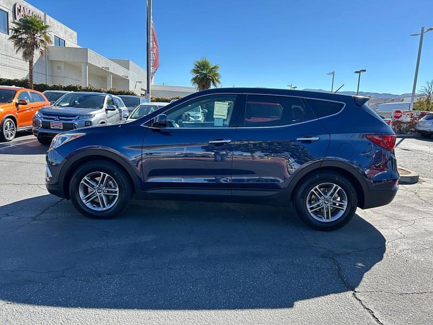 2018 BLUE Hyundai Santa Fe Sport (5XYZTDLB1JG) with an 4-Cyl GDI 2.4 Liter engine, Automatic 6-Spd w/Shiftronic transmission, located at 412 Auto Vista Drive, Palmdale, CA, 93551, (661) 945-0620, 34.592636, -118.136681 - Photo#6