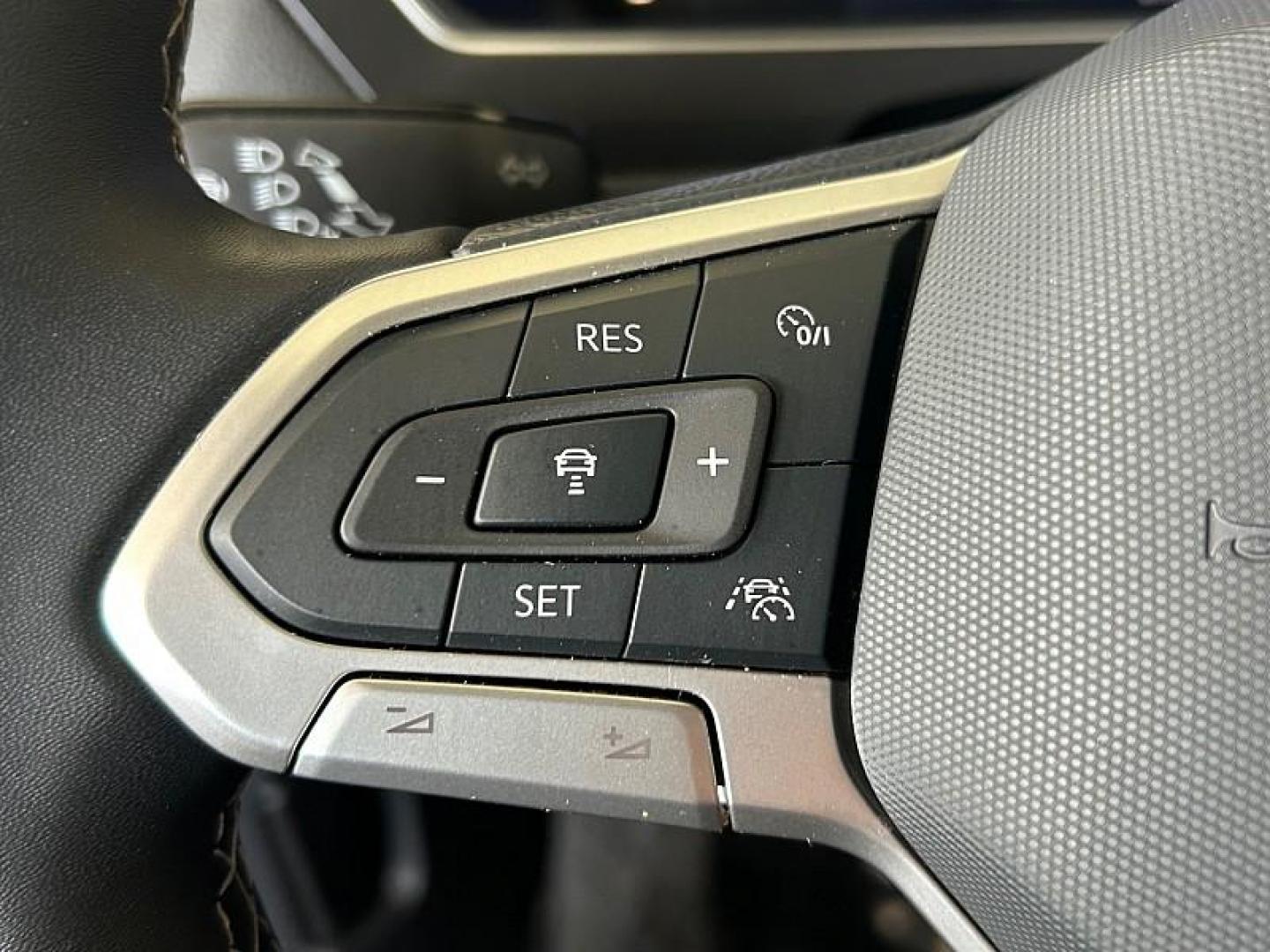 2024 GRAY Volkswagen Tiguan (3VV3B7AX4RM) with an 4-Cyl Turbo 2.0 Liter engine, Automatic 8-Spd transmission, located at 412 Auto Vista Drive, Palmdale, CA, 93551, (661) 945-0620, 34.592636, -118.136681 - Photo#12