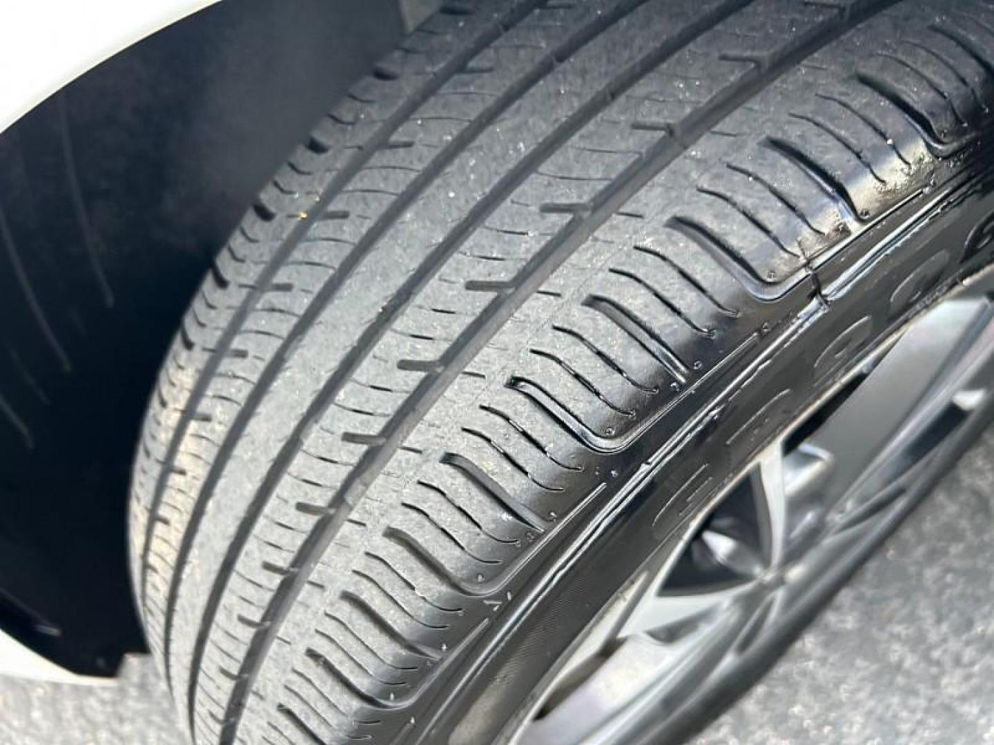 2023 WHITE Kia Forte (3KPF24AD1PE) with an 4-Cyl 2.0 Liter engine, Automatic IVT transmission, located at 412 Auto Vista Drive, Palmdale, CA, 93551, (661) 945-0620, 34.592636, -118.136681 - Photo#10