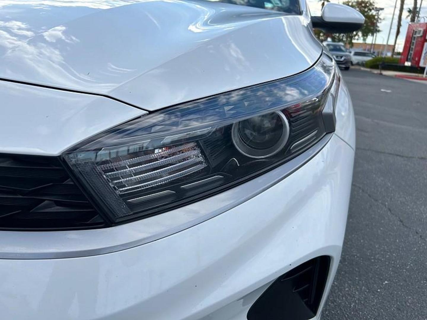 2023 WHITE Kia Forte (3KPF24AD1PE) with an 4-Cyl 2.0 Liter engine, Automatic IVT transmission, located at 412 Auto Vista Drive, Palmdale, CA, 93551, (661) 945-0620, 34.592636, -118.136681 - Photo#13