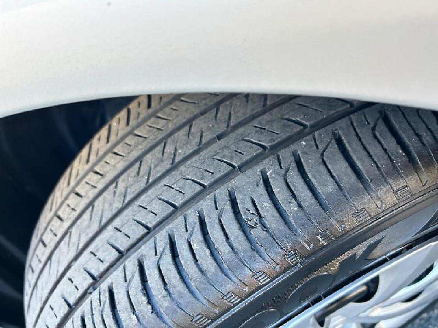 2024 SILVER Toyota Corolla (5YFB4MDE7RP) with an 4-Cyl 2.0 Liter engine, Automatic CVT transmission, located at 412 Auto Vista Drive, Palmdale, CA, 93551, (661) 945-0620, 34.592636, -118.136681 - Photo#14