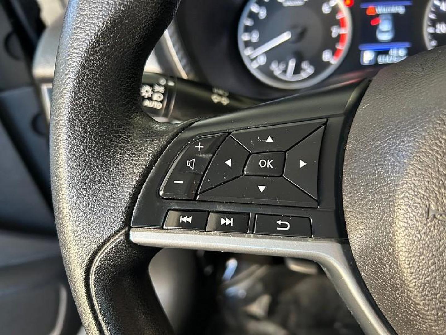 2023 BLACK Nissan Sentra (3N1AB8BV3PY) with an 4-Cyl 2.0 Liter engine, Automatic CVT w/Xtronic transmission, located at 412 Auto Vista Drive, Palmdale, CA, 93551, (661) 945-0620, 34.592636, -118.136681 - Photo#2