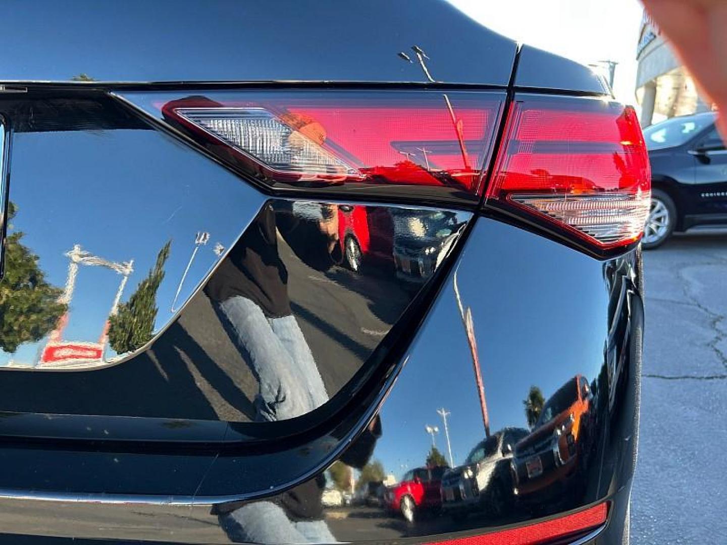 2023 BLACK Nissan Sentra (3N1AB8BV3PY) with an 4-Cyl 2.0 Liter engine, Automatic CVT w/Xtronic transmission, located at 412 Auto Vista Drive, Palmdale, CA, 93551, (661) 945-0620, 34.592636, -118.136681 - Photo#17