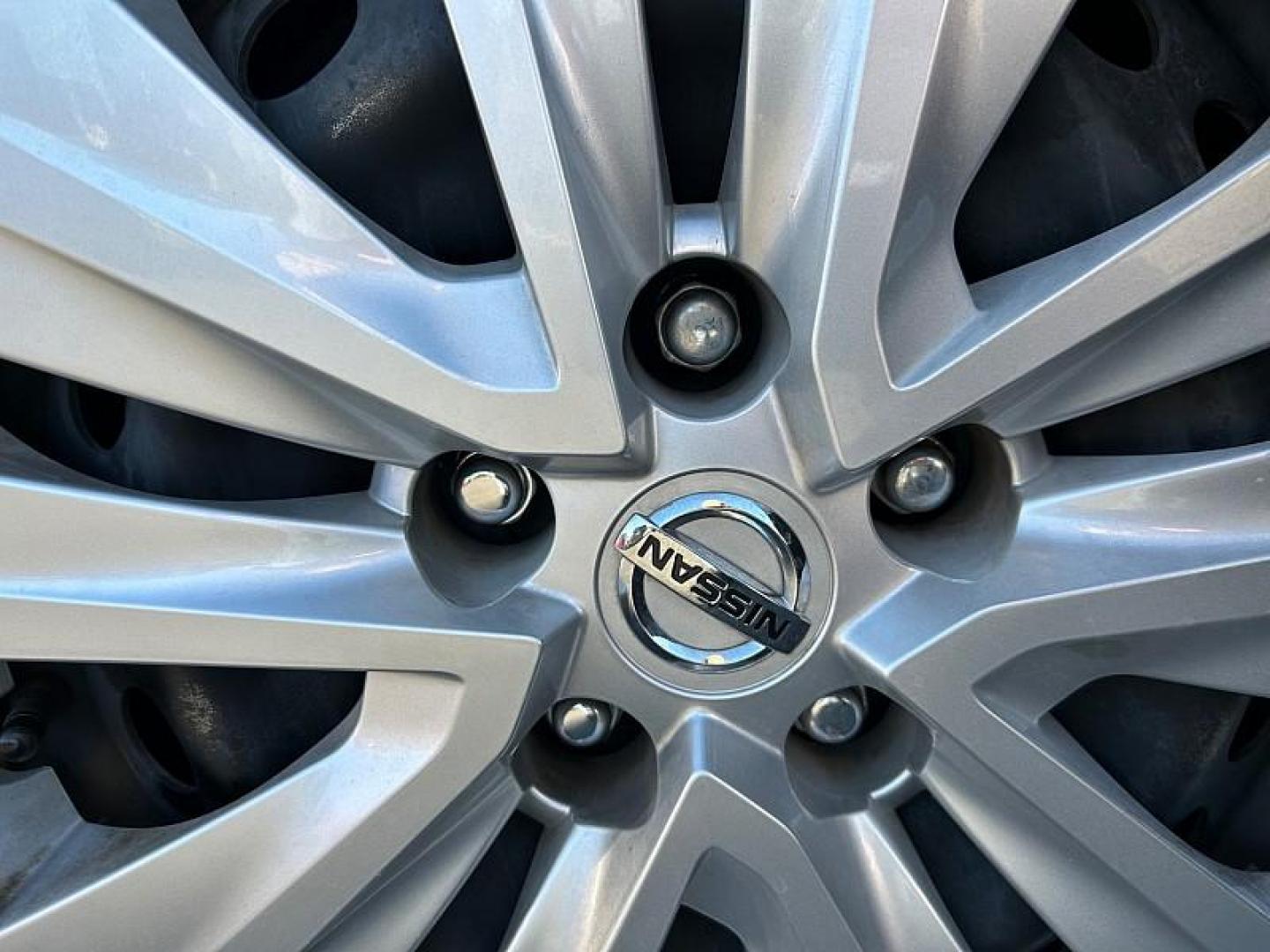 2023 BLACK Nissan Sentra (3N1AB8BV3PY) with an 4-Cyl 2.0 Liter engine, Automatic CVT w/Xtronic transmission, located at 412 Auto Vista Drive, Palmdale, CA, 93551, (661) 945-0620, 34.592636, -118.136681 - Photo#25