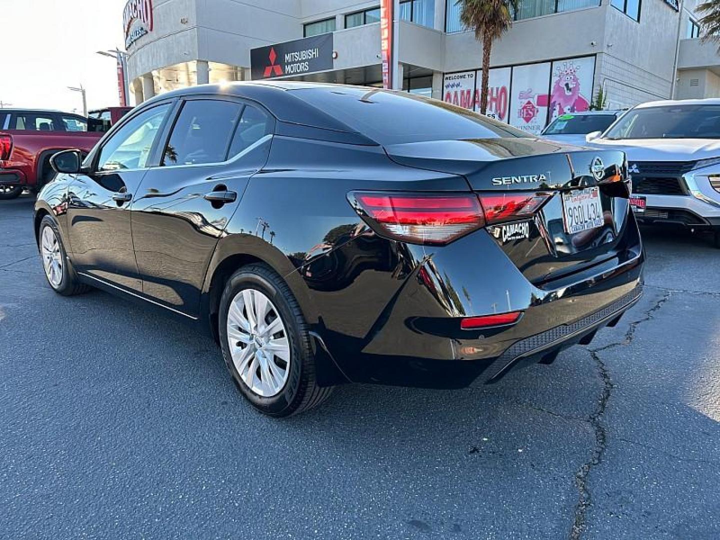 2023 BLACK Nissan Sentra (3N1AB8BV3PY) with an 4-Cyl 2.0 Liter engine, Automatic CVT w/Xtronic transmission, located at 412 Auto Vista Drive, Palmdale, CA, 93551, (661) 945-0620, 34.592636, -118.136681 - Photo#28