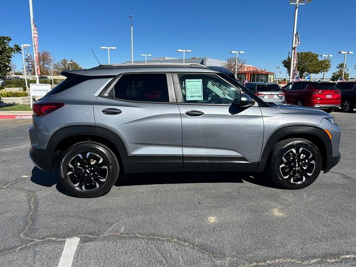 2021 GRAY Chevrolet Trailblazer (KL79MPSL0MB) , Automatic CVT transmission, located at 412 Auto Vista Drive, Palmdale, CA, 93551, (661) 945-0620, 34.592636, -118.136681 - Photo#21