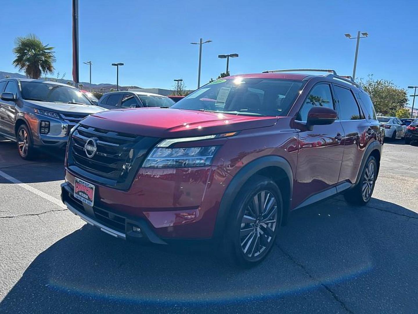 2023 BURGUNDY Nissan Pathfinder (5N1DR3CB8PC) with an V6 3.5 Liter engine, Automatic 9-Spd transmission, located at 412 Auto Vista Drive, Palmdale, CA, 93551, (661) 945-0620, 34.592636, -118.136681 - Photo#4