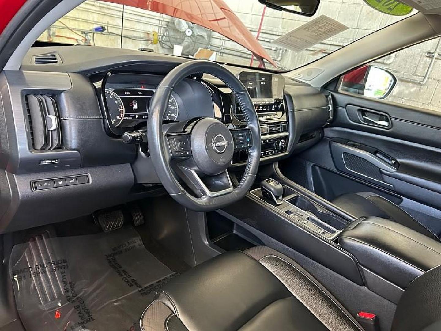 2023 BURGUNDY Nissan Pathfinder (5N1DR3CB8PC) with an V6 3.5 Liter engine, Automatic 9-Spd transmission, located at 412 Auto Vista Drive, Palmdale, CA, 93551, (661) 945-0620, 34.592636, -118.136681 - Photo#21