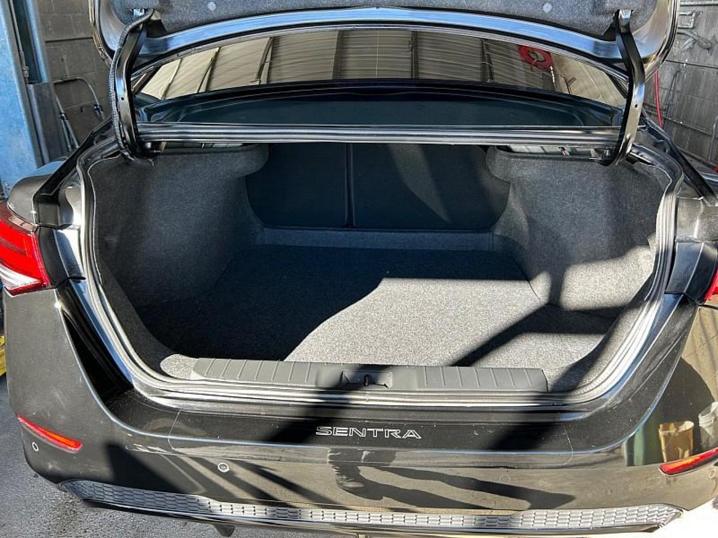 2023 BLACK Nissan Sentra (3N1AB8CV7PY) with an 4-Cyl 2.0 Liter engine, Automatic CVT w/Xtronic transmission, located at 412 Auto Vista Drive, Palmdale, CA, 93551, (661) 945-0620, 34.592636, -118.136681 - Photo#25