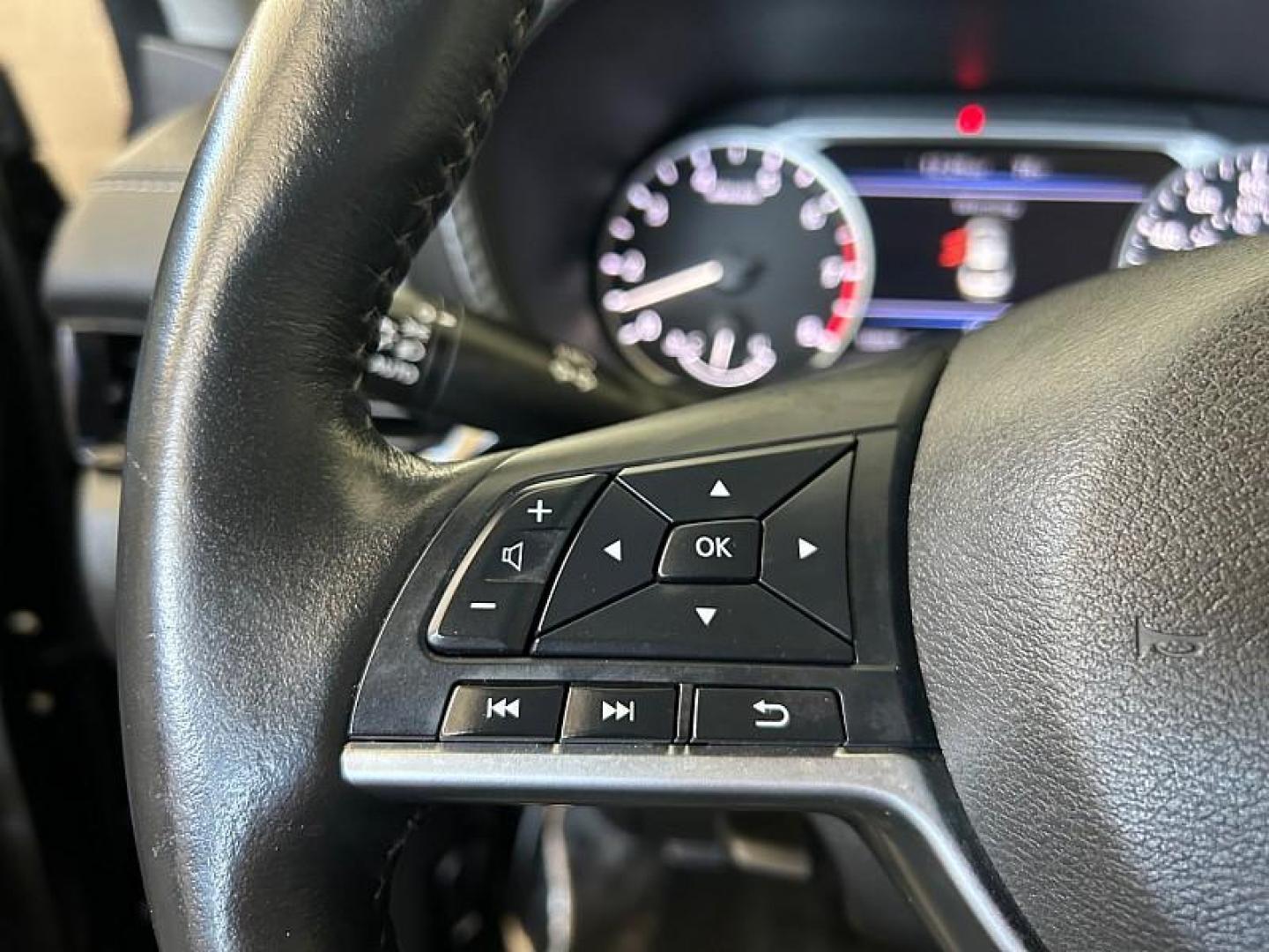 2023 BLACK Nissan Sentra (3N1AB8CV7PY) with an 4-Cyl 2.0 Liter engine, Automatic CVT w/Xtronic transmission, located at 412 Auto Vista Drive, Palmdale, CA, 93551, (661) 945-0620, 34.592636, -118.136681 - Photo#16
