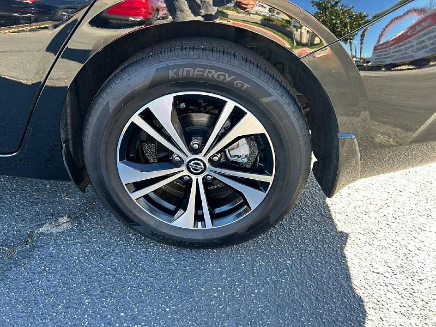 2023 BLACK Nissan Sentra (3N1AB8CV7PY) with an 4-Cyl 2.0 Liter engine, Automatic CVT w/Xtronic transmission, located at 412 Auto Vista Drive, Palmdale, CA, 93551, (661) 945-0620, 34.592636, -118.136681 - Photo#29