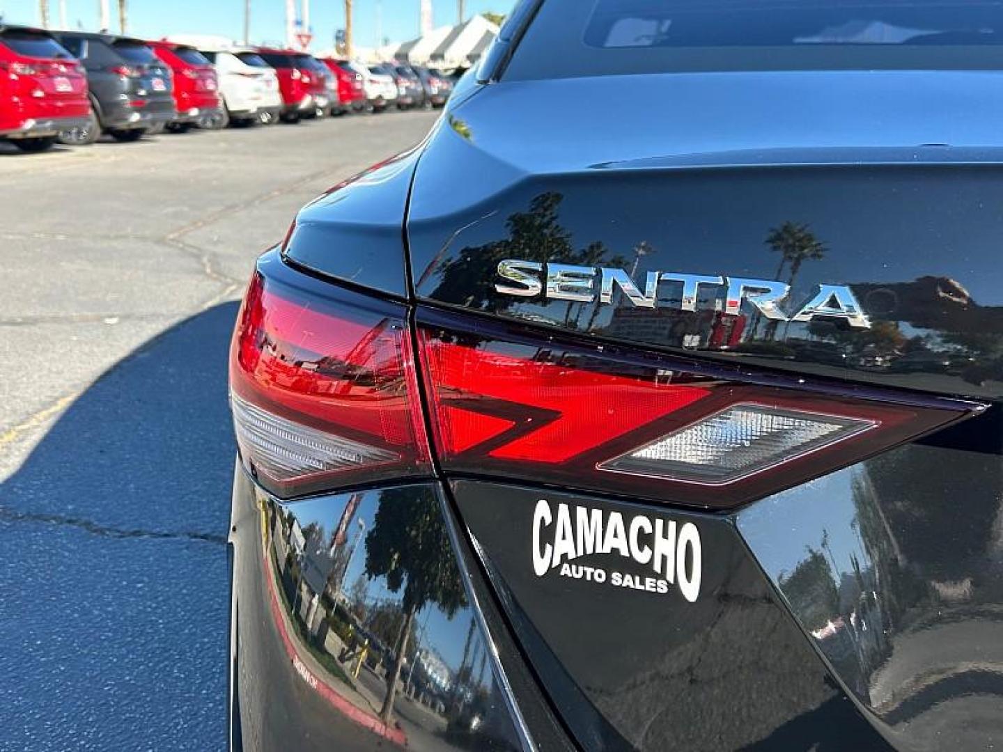 2023 BLACK Nissan Sentra (3N1AB8CV7PY) with an 4-Cyl 2.0 Liter engine, Automatic CVT w/Xtronic transmission, located at 412 Auto Vista Drive, Palmdale, CA, 93551, (661) 945-0620, 34.592636, -118.136681 - Photo#6
