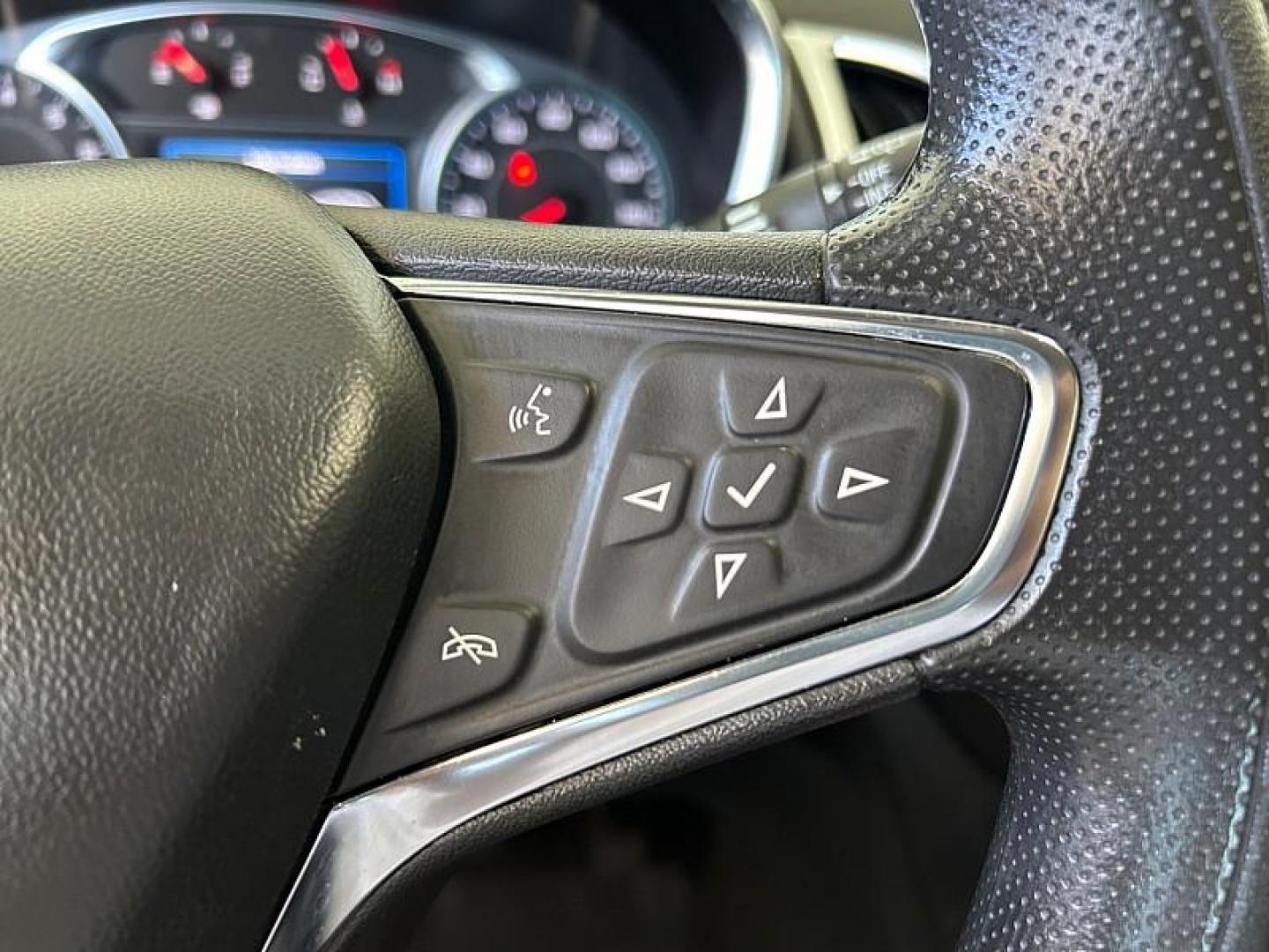 2023 WHITE Chevrolet Equinox (3GNAXKEG8PS) with an 4-Cyl Turbo 1.5 Liter engine, Automatic 6-Spd w/Overdrive transmission, located at 412 Auto Vista Drive, Palmdale, CA, 93551, (661) 945-0620, 34.592636, -118.136681 - Photo#21