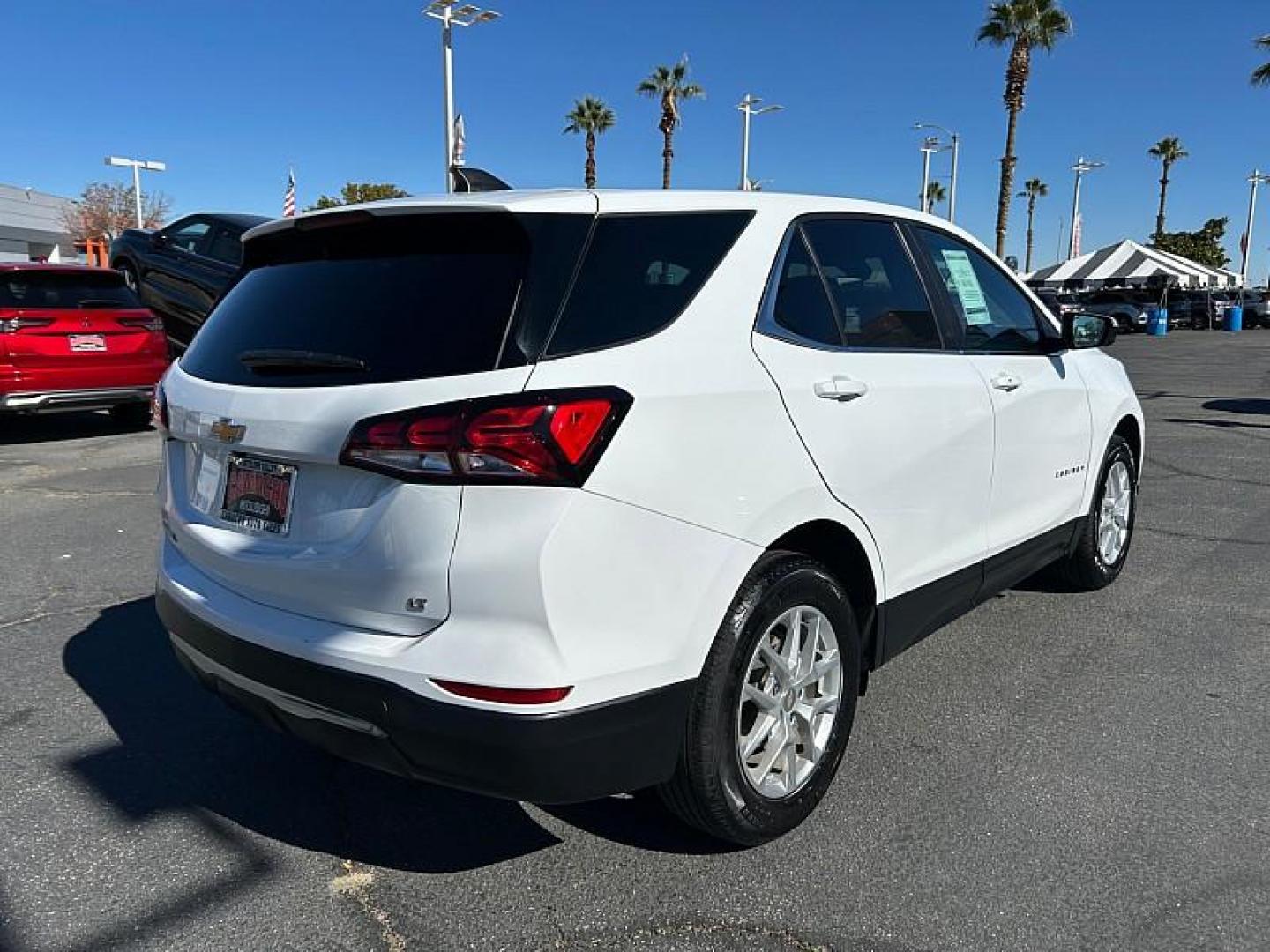 2023 WHITE Chevrolet Equinox (3GNAXKEG8PS) with an 4-Cyl Turbo 1.5 Liter engine, Automatic 6-Spd w/Overdrive transmission, located at 412 Auto Vista Drive, Palmdale, CA, 93551, (661) 945-0620, 34.592636, -118.136681 - Photo#10