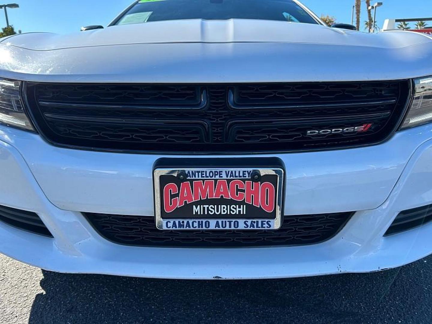 2023 WHITE Dodge Charger (2C3CDXBG9PH) with an V6 3.6 Liter engine, Automatic 8-Spd w/AutoStick transmission, located at 412 Auto Vista Drive, Palmdale, CA, 93551, (661) 945-0620, 34.592636, -118.136681 - Photo#10