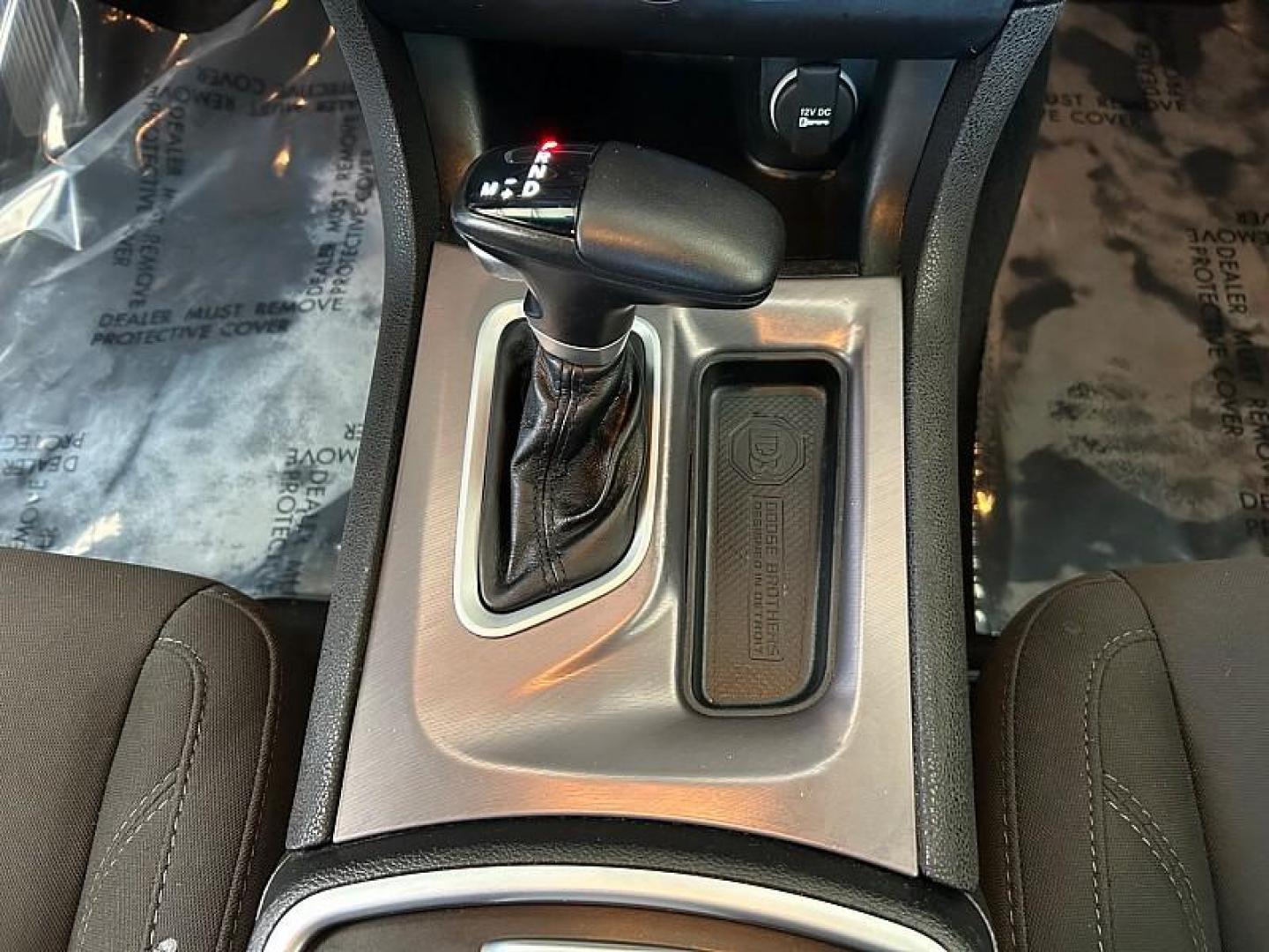 2023 WHITE Dodge Charger (2C3CDXBG9PH) with an V6 3.6 Liter engine, Automatic 8-Spd w/AutoStick transmission, located at 412 Auto Vista Drive, Palmdale, CA, 93551, (661) 945-0620, 34.592636, -118.136681 - Photo#19
