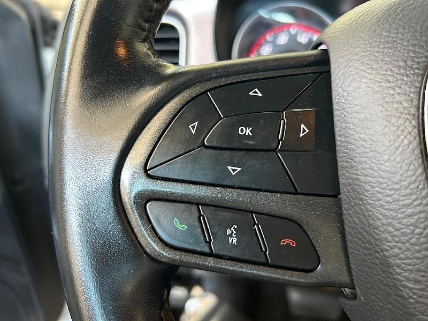 2023 WHITE Dodge Charger (2C3CDXBG9PH) with an V6 3.6 Liter engine, Automatic 8-Spd w/AutoStick transmission, located at 412 Auto Vista Drive, Palmdale, CA, 93551, (661) 945-0620, 34.592636, -118.136681 - Photo#29