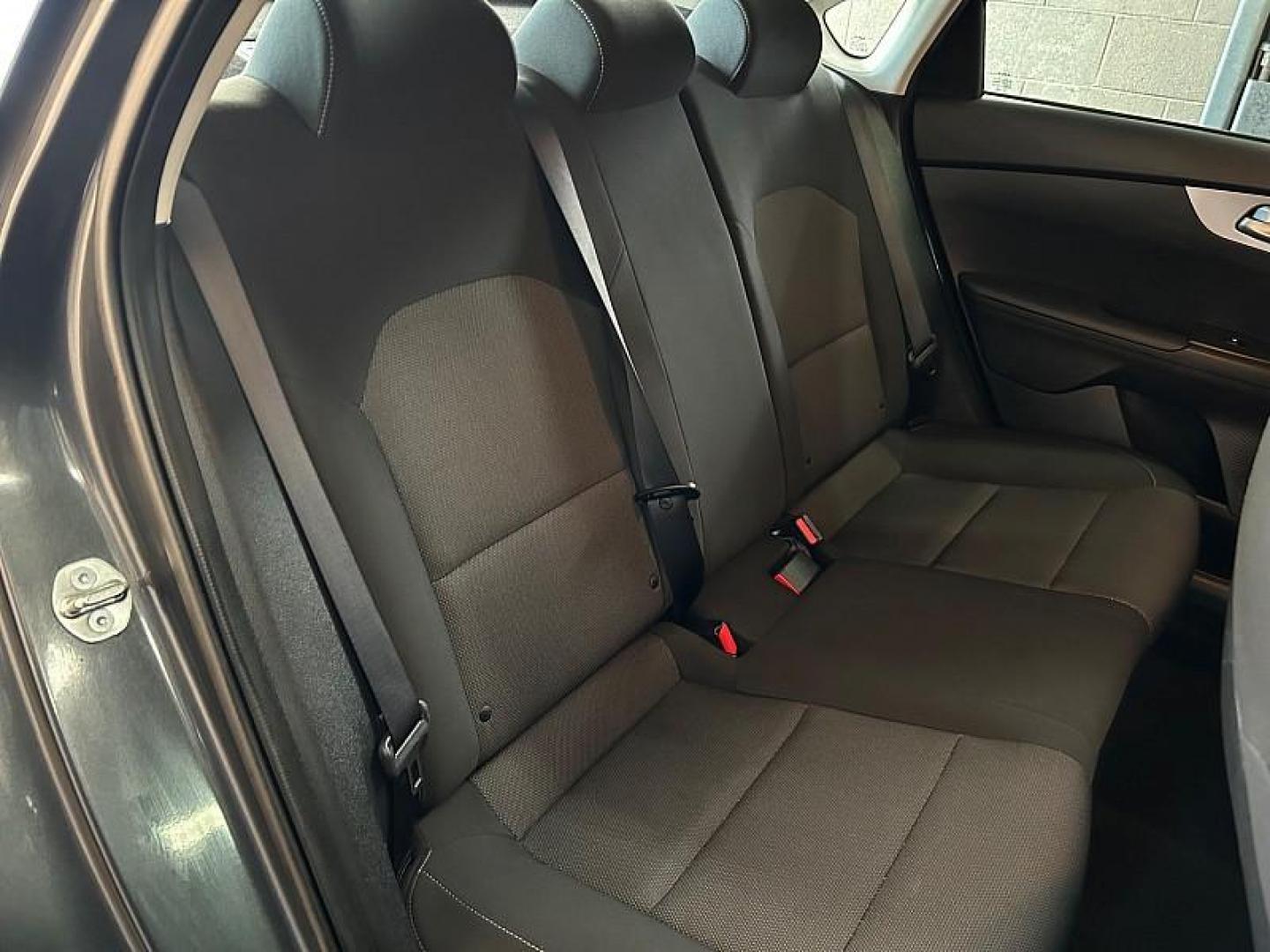 2023 WHITE Dodge Challenger (2C3CDZAG3PH) with an V6 3.6 Liter engine, Automatic 8-Spd transmission, located at 412 Auto Vista Drive, Palmdale, CA, 93551, (661) 945-0620, 34.592636, -118.136681 - Photo#52