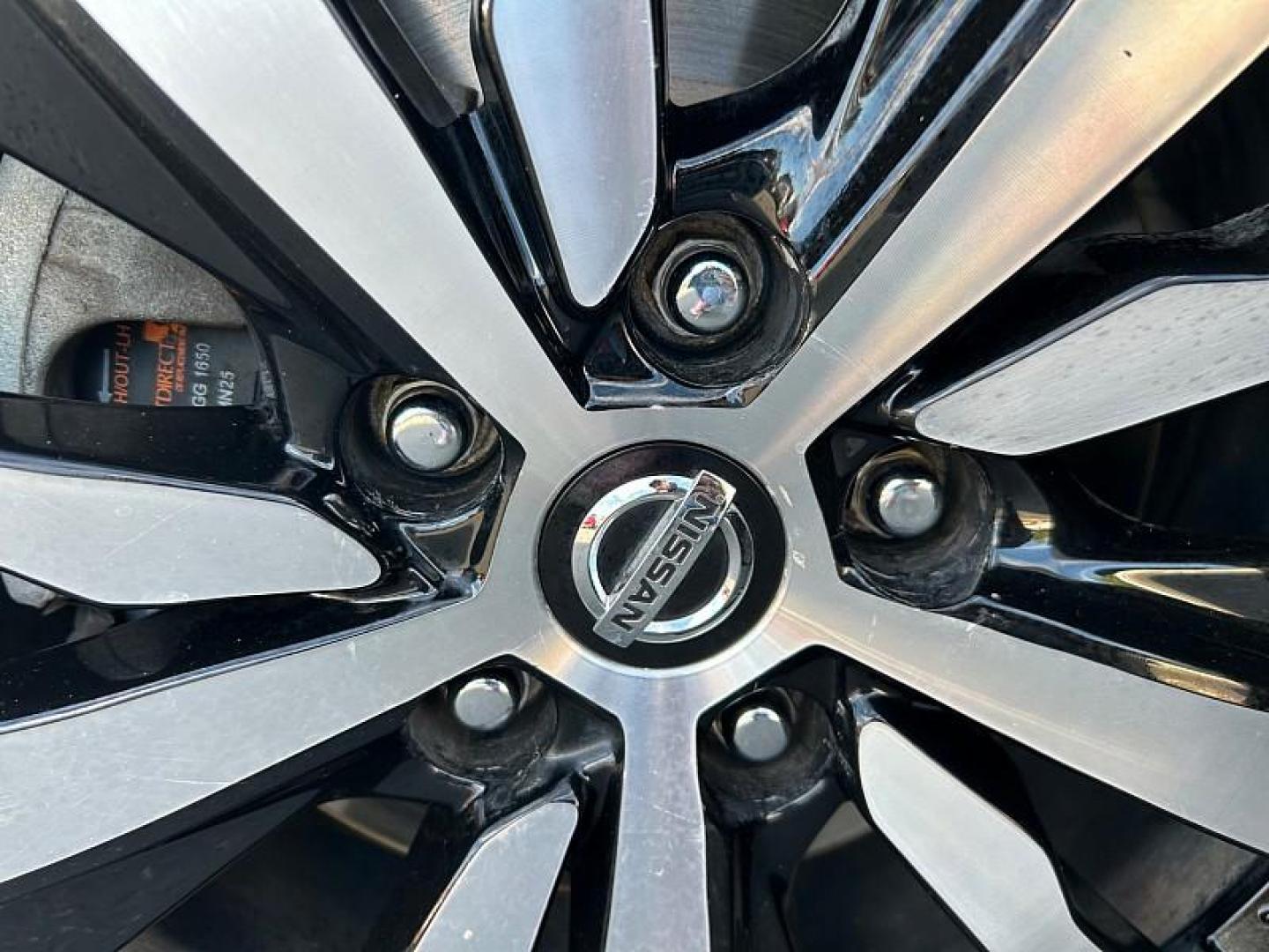 2020 GRAY Nissan Altima (1N4BL4FV9LN) with an 4-Cyl 2.5 Liter engine, Automatic Xtronic CVT transmission, located at 412 Auto Vista Drive, Palmdale, CA, 93551, (661) 945-0620, 34.592636, -118.136681 - Photo#14