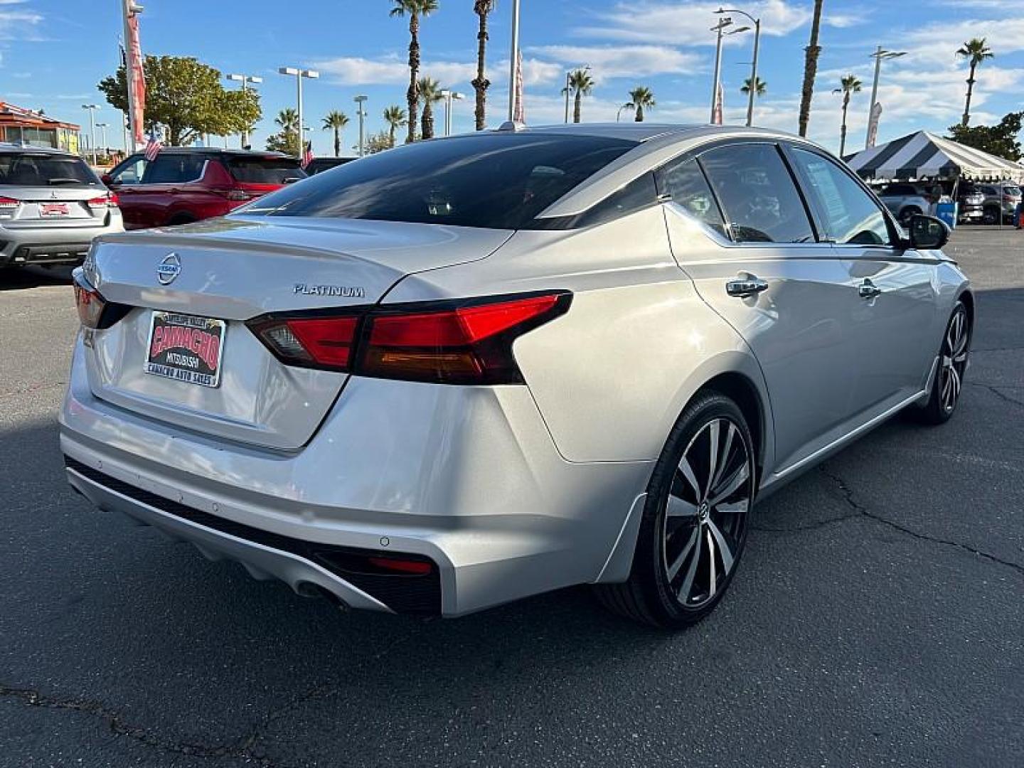 2020 GRAY Nissan Altima (1N4BL4FV9LN) with an 4-Cyl 2.5 Liter engine, Automatic Xtronic CVT transmission, located at 412 Auto Vista Drive, Palmdale, CA, 93551, (661) 945-0620, 34.592636, -118.136681 - Photo#10