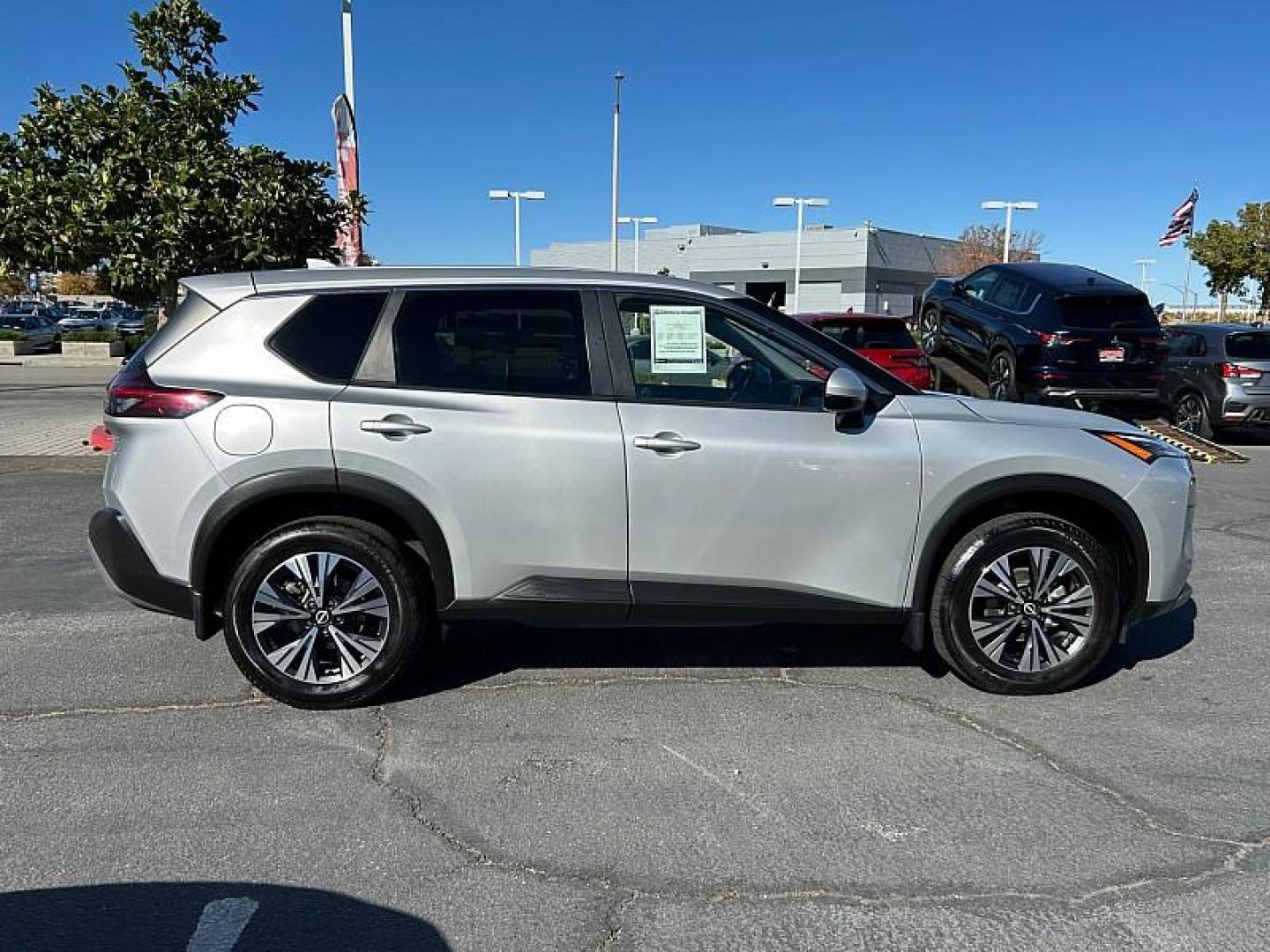 2023 SILVER Nissan Rogue (JN8BT3BA4PW) with an 3-Cyl Turbo 1.5 Liter engine, Automatic CVT w/Xtronic transmission, located at 412 Auto Vista Drive, Palmdale, CA, 93551, (661) 945-0620, 34.592636, -118.136681 - Photo#10