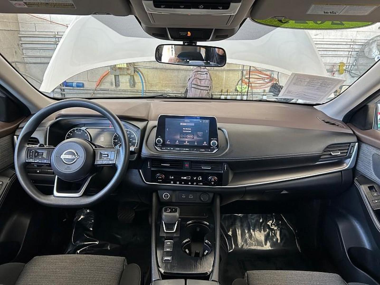 2023 SILVER Nissan Rogue (JN8BT3BA4PW) with an 3-Cyl Turbo 1.5 Liter engine, Automatic CVT w/Xtronic transmission, located at 412 Auto Vista Drive, Palmdale, CA, 93551, (661) 945-0620, 34.592636, -118.136681 - Photo#22