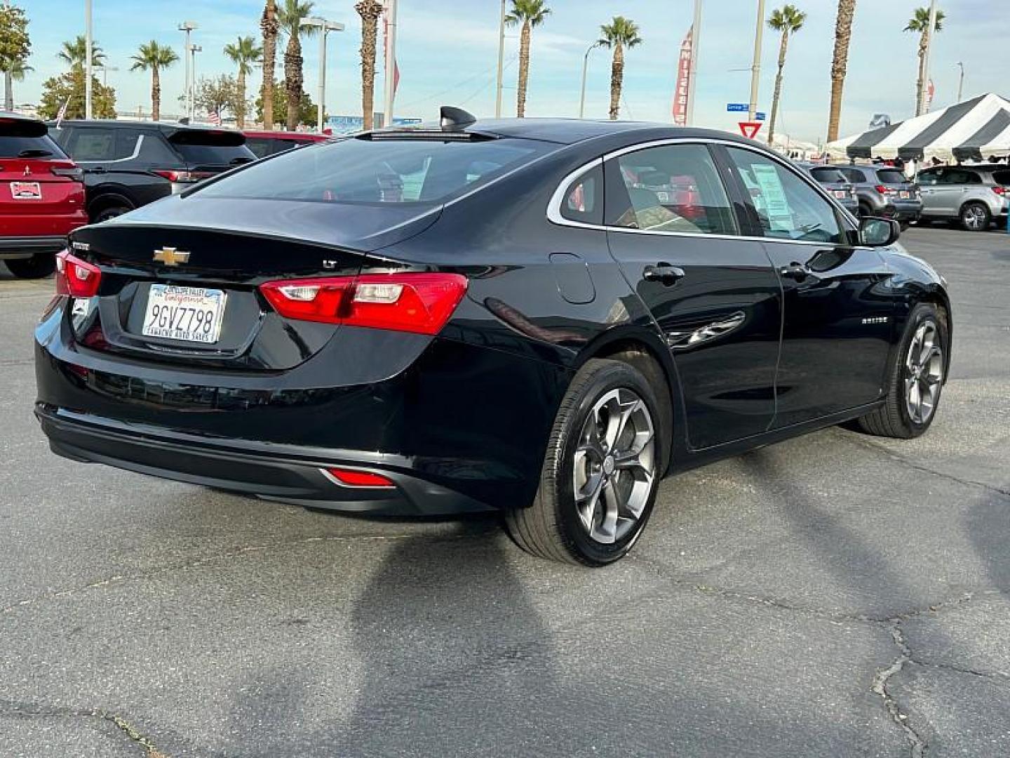 2023 BLACK Chevrolet Malibu (1G1ZD5ST8PF) with an 4-Cyl Turbo 1.5 Liter engine, Automatic CVT transmission, located at 412 Auto Vista Drive, Palmdale, CA, 93551, (661) 945-0620, 34.592636, -118.136681 - Photo#5