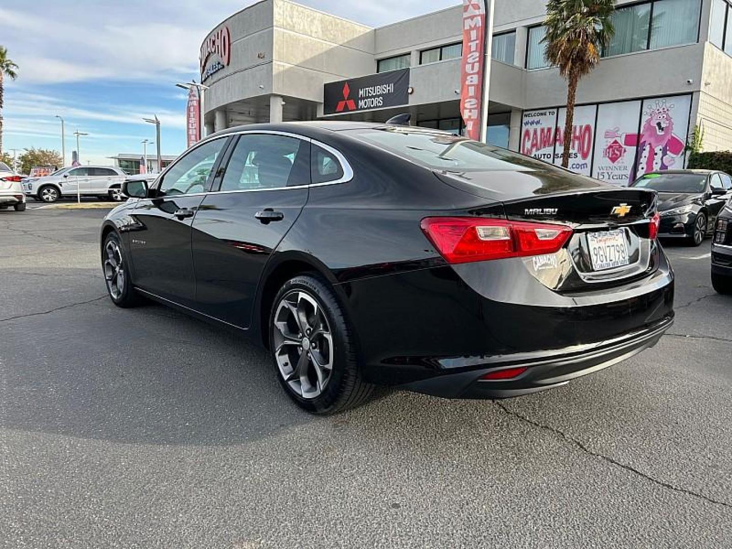 2023 BLACK Chevrolet Malibu (1G1ZD5ST8PF) with an 4-Cyl Turbo 1.5 Liter engine, Automatic CVT transmission, located at 412 Auto Vista Drive, Palmdale, CA, 93551, (661) 945-0620, 34.592636, -118.136681 - Photo#7
