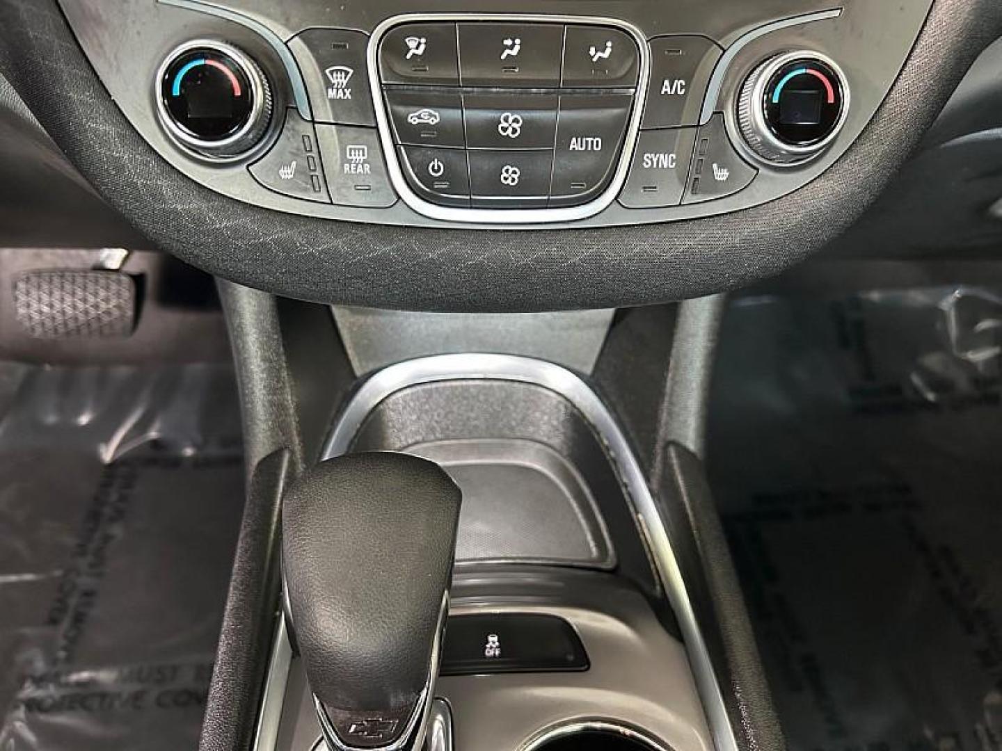 2023 BLACK Chevrolet Malibu (1G1ZD5ST8PF) with an 4-Cyl Turbo 1.5 Liter engine, Automatic CVT transmission, located at 412 Auto Vista Drive, Palmdale, CA, 93551, (661) 945-0620, 34.592636, -118.136681 - Photo#21
