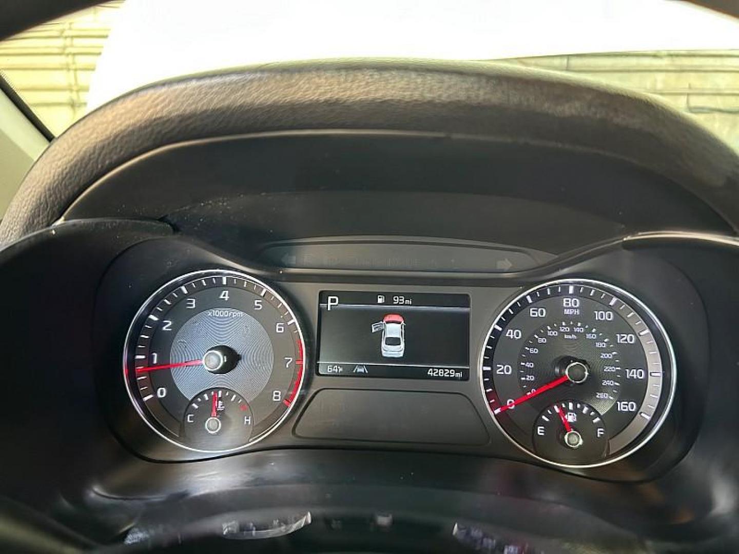 2023 WHITE Kia Forte (3KPF24AD6PE) with an 4-Cyl 2.0 Liter engine, Automatic IVT transmission, located at 412 Auto Vista Drive, Palmdale, CA, 93551, (661) 945-0620, 34.592636, -118.136681 - Photo#5