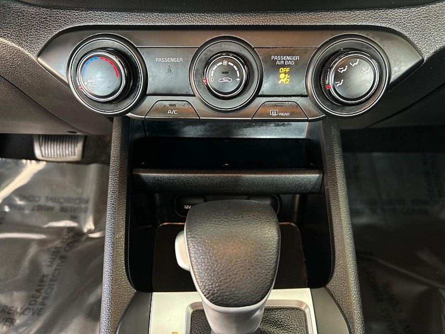 2023 WHITE Kia Forte (3KPF24AD6PE) with an 4-Cyl 2.0 Liter engine, Automatic IVT transmission, located at 412 Auto Vista Drive, Palmdale, CA, 93551, (661) 945-0620, 34.592636, -118.136681 - Photo#11