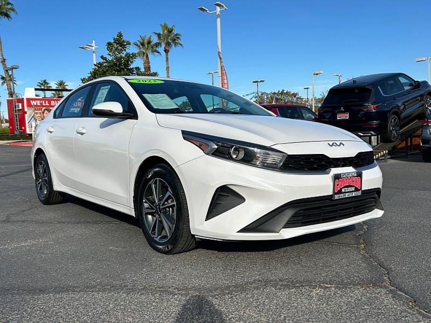2023 WHITE Kia Forte (3KPF24AD6PE) with an 4-Cyl 2.0 Liter engine, Automatic IVT transmission, located at 412 Auto Vista Drive, Palmdale, CA, 93551, (661) 945-0620, 34.592636, -118.136681 - Photo#30