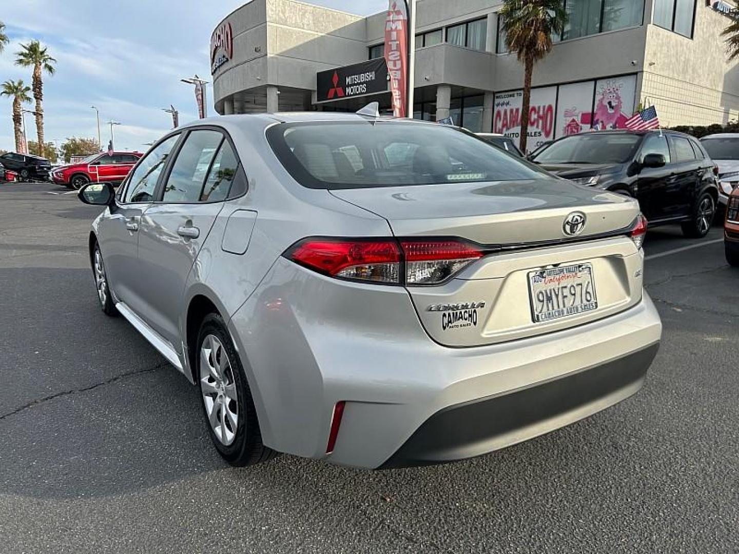 2024 SILVER Toyota Corolla (5YFB4MDE0RP) with an 4-Cyl Hybrid 1.8 Liter engine, Automatic CVT transmission, located at 412 Auto Vista Drive, Palmdale, CA, 93551, (661) 945-0620, 34.592636, -118.136681 - Photo#6