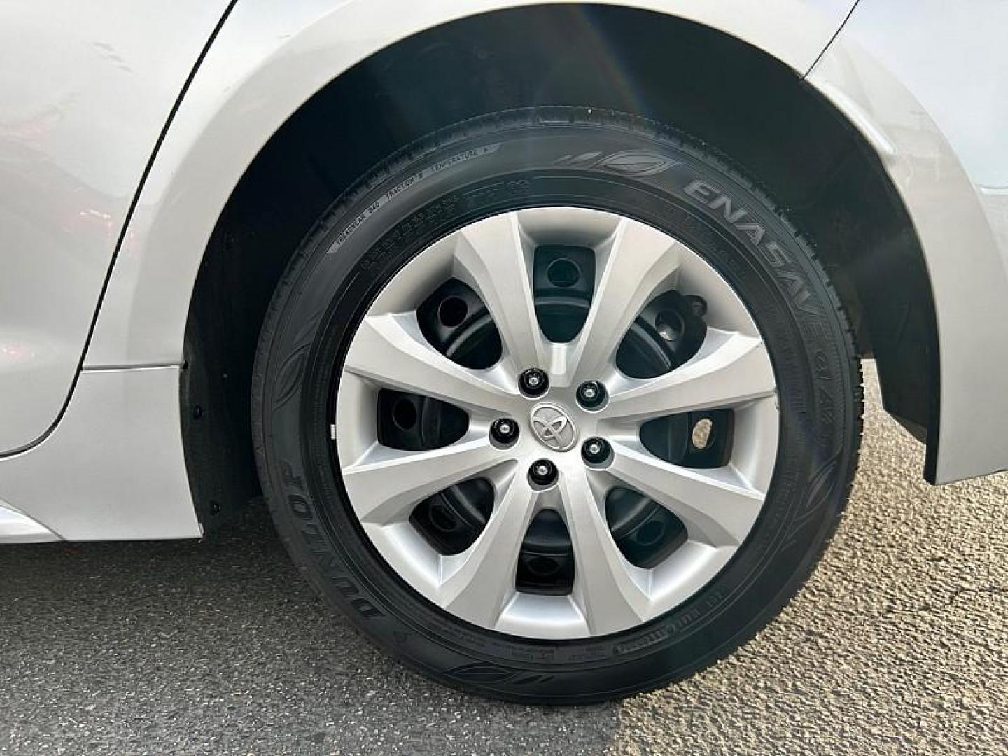 2024 SILVER Toyota Corolla (5YFB4MDE0RP) with an 4-Cyl Hybrid 1.8 Liter engine, Automatic CVT transmission, located at 412 Auto Vista Drive, Palmdale, CA, 93551, (661) 945-0620, 34.592636, -118.136681 - Photo#13