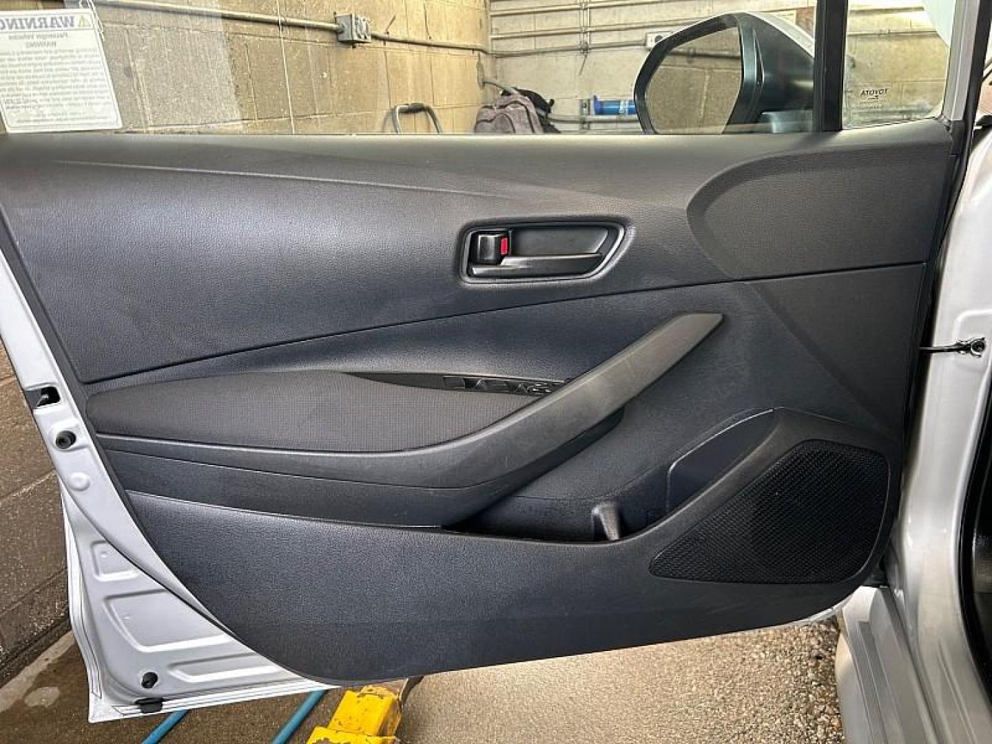 2024 SILVER Toyota Corolla (5YFB4MDE0RP) with an 4-Cyl Hybrid 1.8 Liter engine, Automatic CVT transmission, located at 412 Auto Vista Drive, Palmdale, CA, 93551, (661) 945-0620, 34.592636, -118.136681 - Photo#16