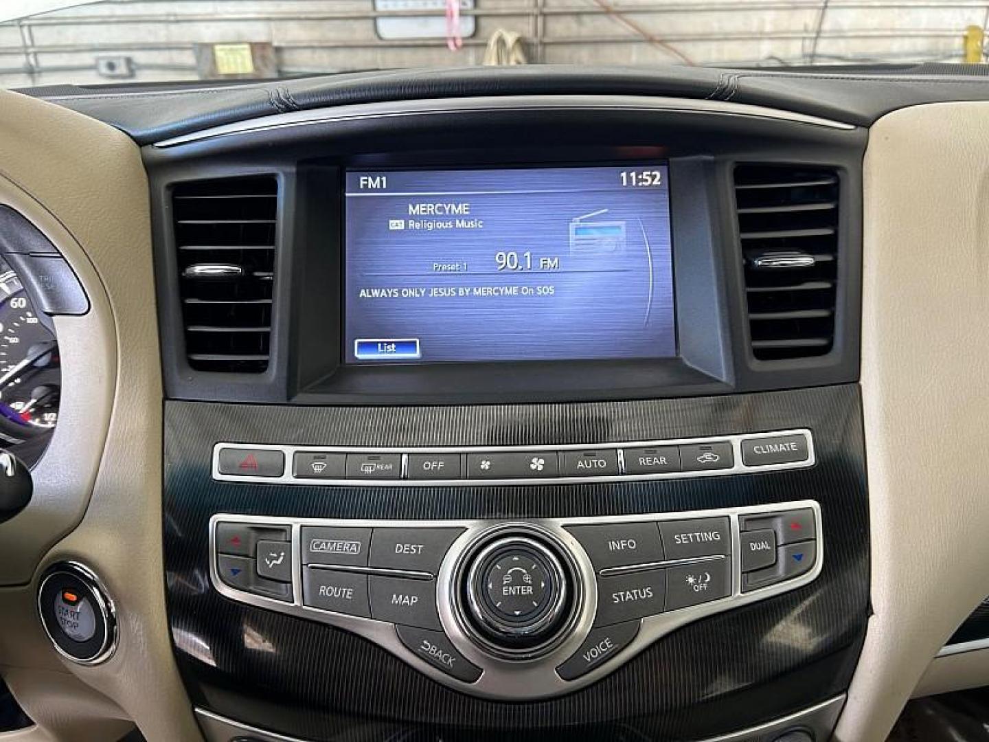 2016 WHITE INFINITI QX60 (5N1AL0MN8GC) with an V6 3.5 Liter engine, Auto CVT Manual Spt transmission, located at 412 Auto Vista Drive, Palmdale, CA, 93551, (661) 945-0620, 34.592636, -118.136681 - Photo#10